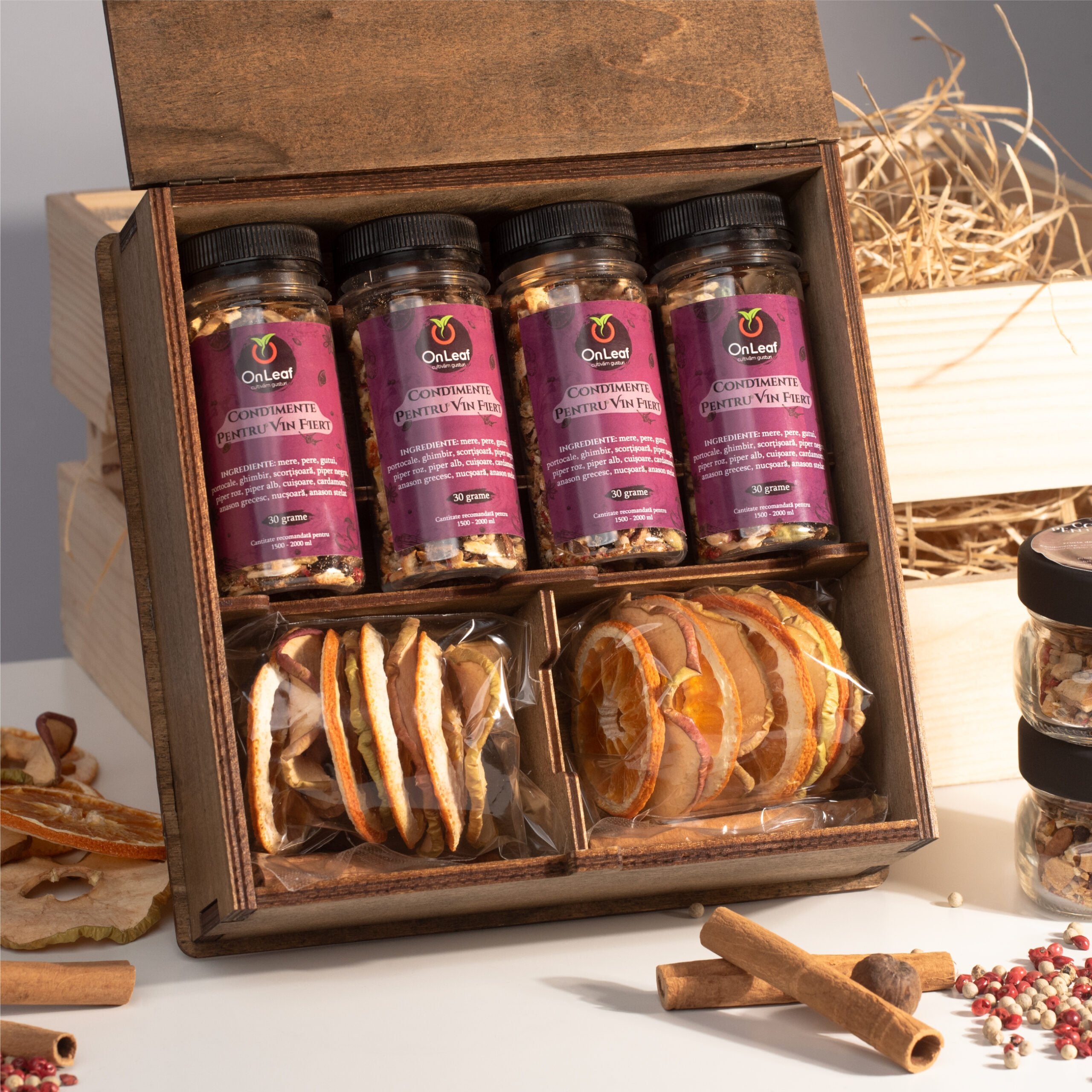 Kit pentru vin fiert, amestec condimente și fructe